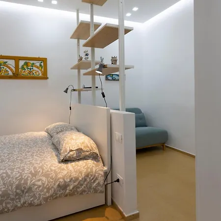 Apartment La Regina Dei Limoni - Trapani&beach - By Host4u Trapani